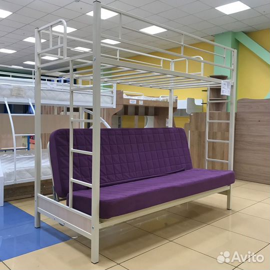 Двухъярусная кровать с диваном