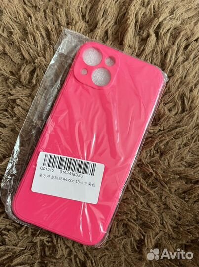 Чехол на iPhone 13 новый