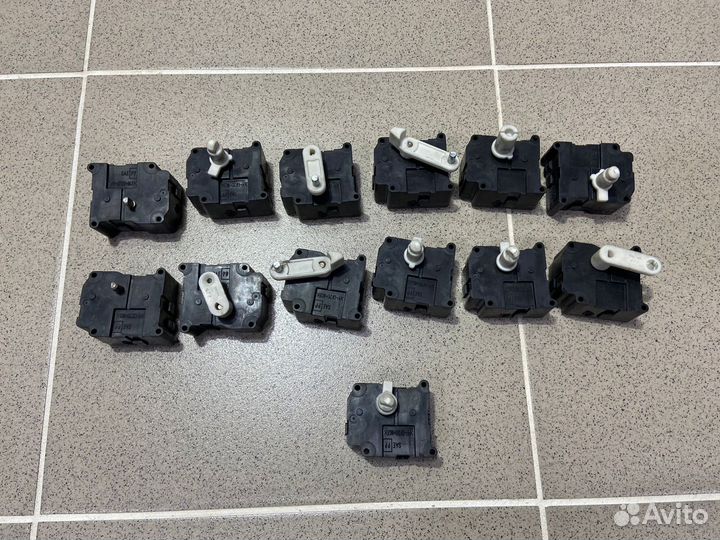 Сервопривод печки Volkswagen Phaeton 2006