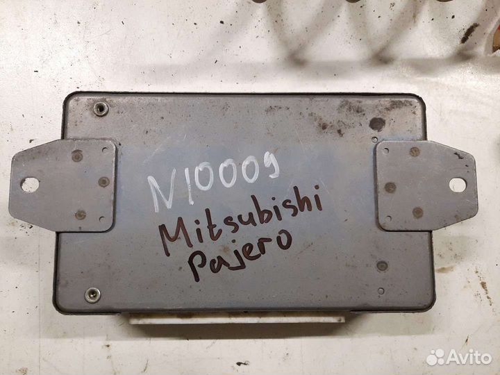 Блок управления ABS Mitsubishi Pajero 1993 V43W