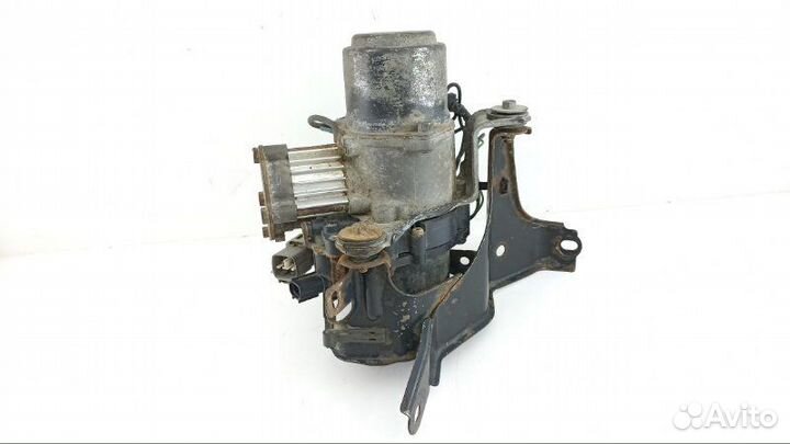 Компрессор подвески Toyota Crown Majesta UZS186