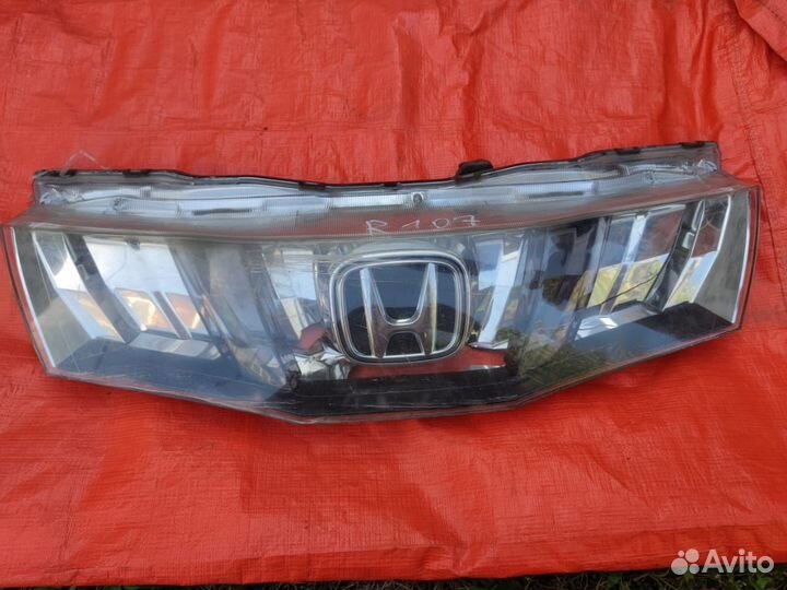 Фары и люстра Honda Civic 5d 2008г