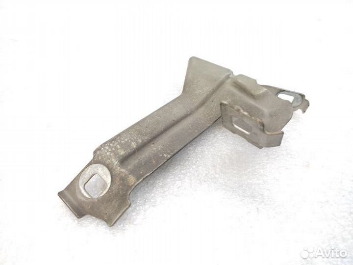 Кронштейн крыла передний левый Bmw 3-Series F30