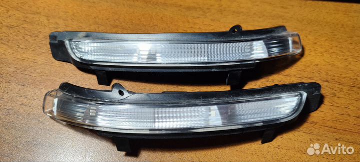 Повторитель поворота в зеркало