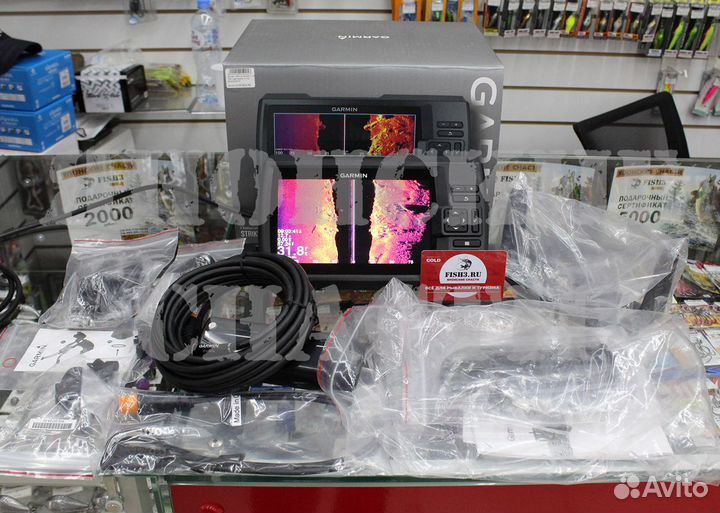 Эхолот Garmin Striker Vivid 7SV + крышка