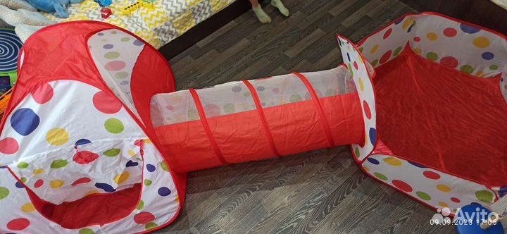 Сухой бассейн с шариками