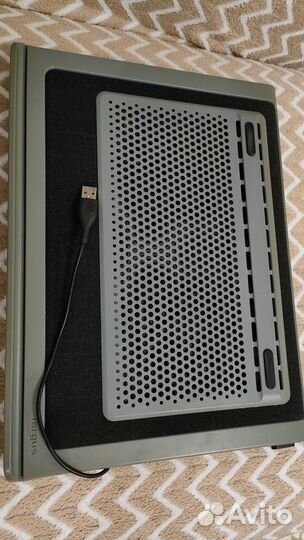 Подставка с охлаждением для ноутбука