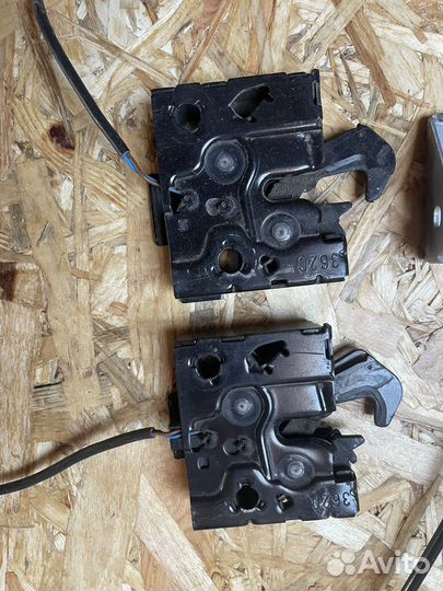 Замок капота шкода октавия а8