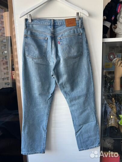 Джинсы Levi's 501 W27 L26 с разрезами голубые