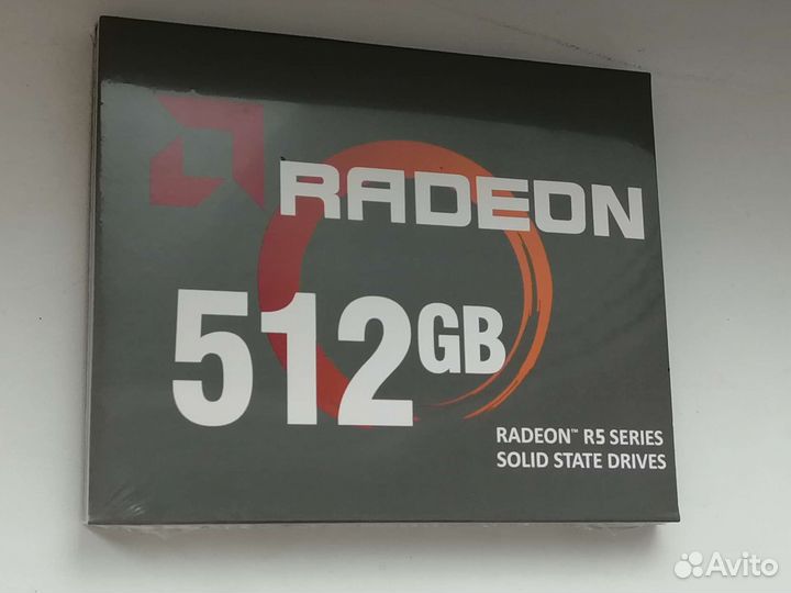 AMD SSD диск 512 gb