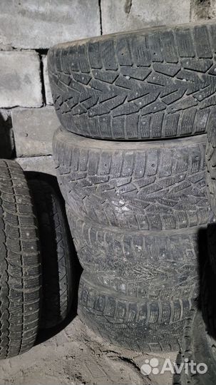 Nokian Tyres Hakkapeliitta 7 215/55 R17