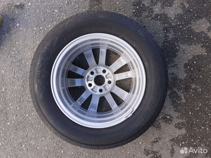 Оригинальное колесо на тойота камри