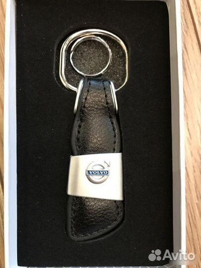Брелок Volvo
