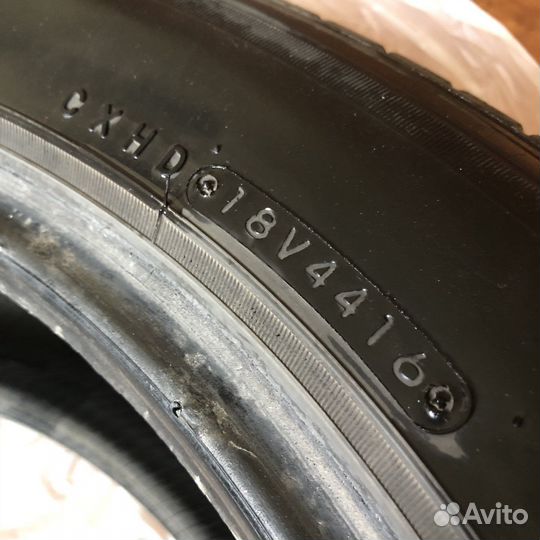 Nitto NT421Q 225/60 R18 104V