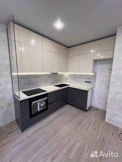 Кухни на заказ / Угловая кухня