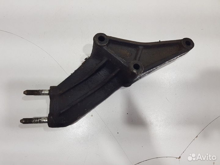 Кронштейн двигателя правый (Chery Tiggo T11)