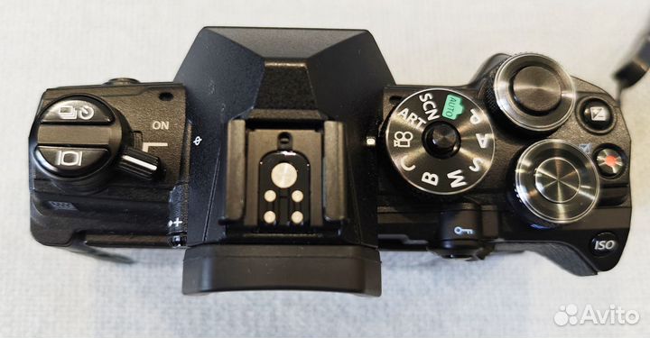 OM System OM-5 как новая
