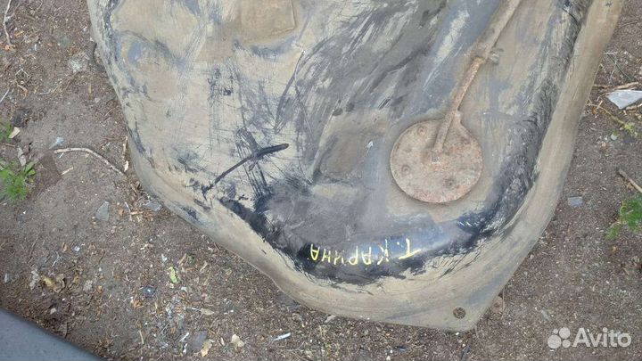 Бак топливный Toyota Carina 2. Дизель 1989г