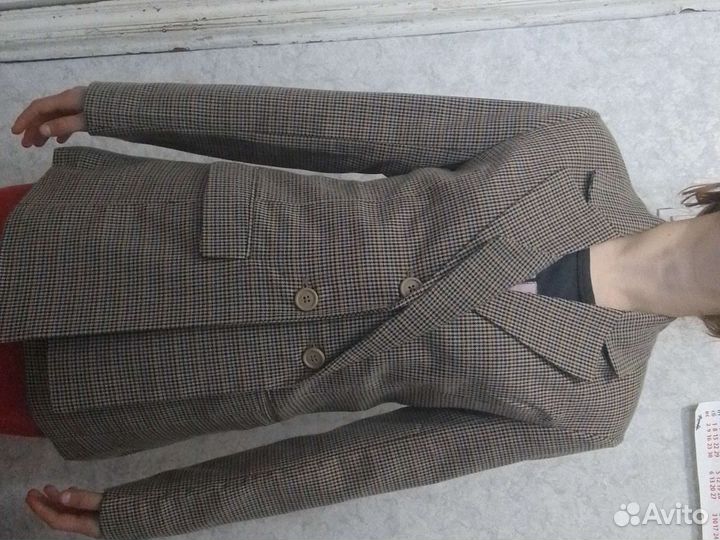 Пиджак Sinsay, носили один раз.Размер xxs