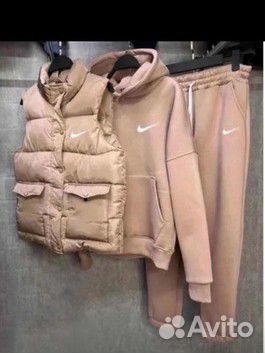 Костюм тройка