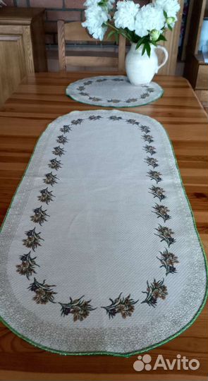 Дорожка и салфетка гобелен
