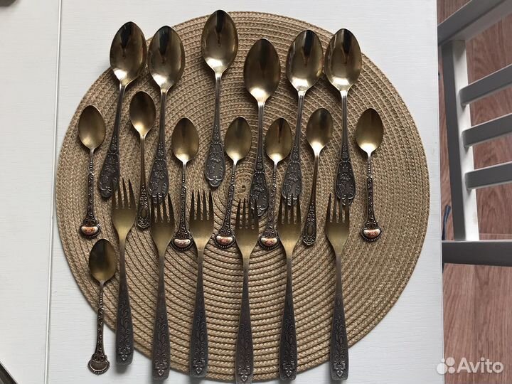 Столовый набор из мельхиора