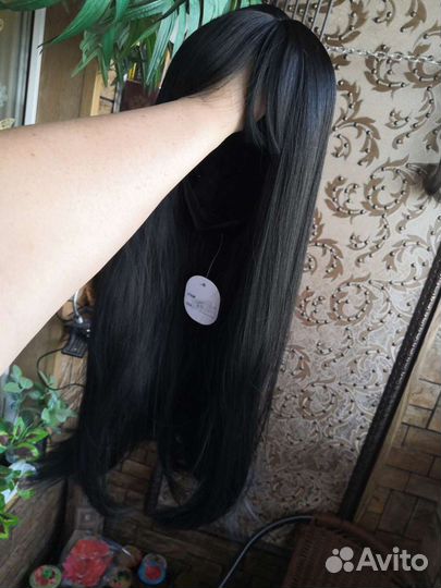 Парик черный прямой. Новый
