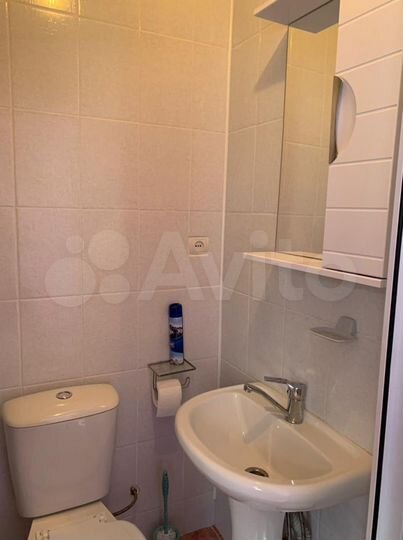 Комната 18 м² в 2-к., 2/3 эт.