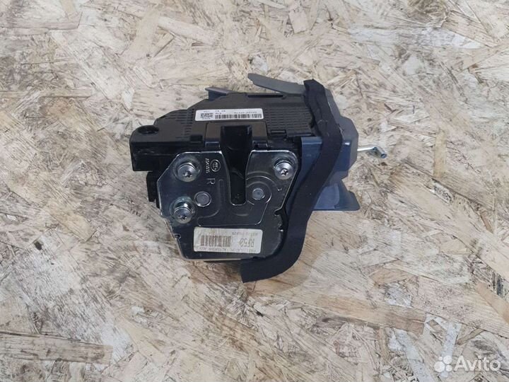 Замок двери перердней правой хендай солярис 2 17+