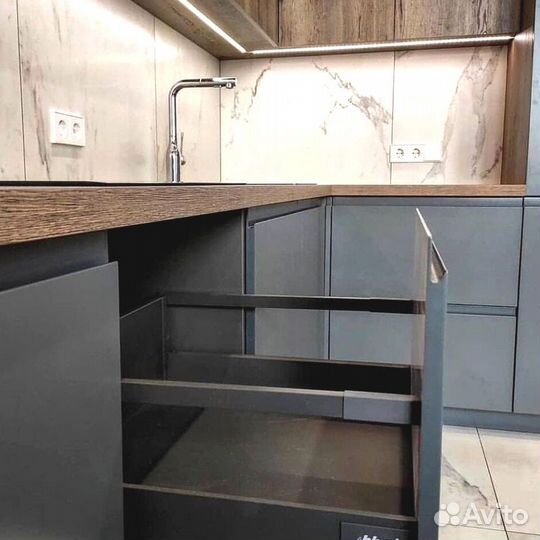 Кухонный гарнитур 