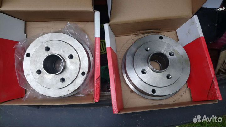 Тормозные барабаны