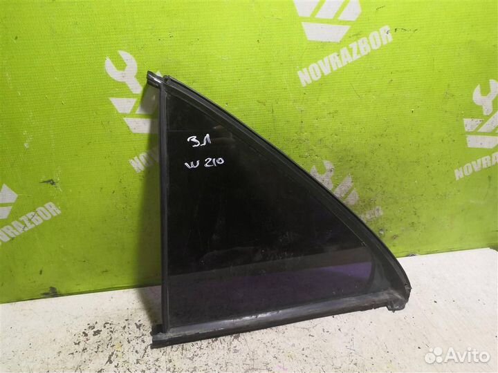 Стекло двери задней левой (форточка) Мерседес Бе