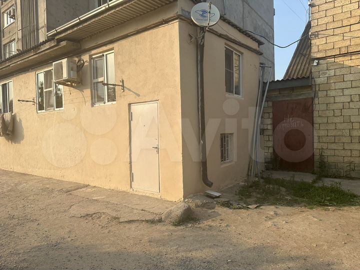 4-к. квартира, 100 м², 1/9 эт.