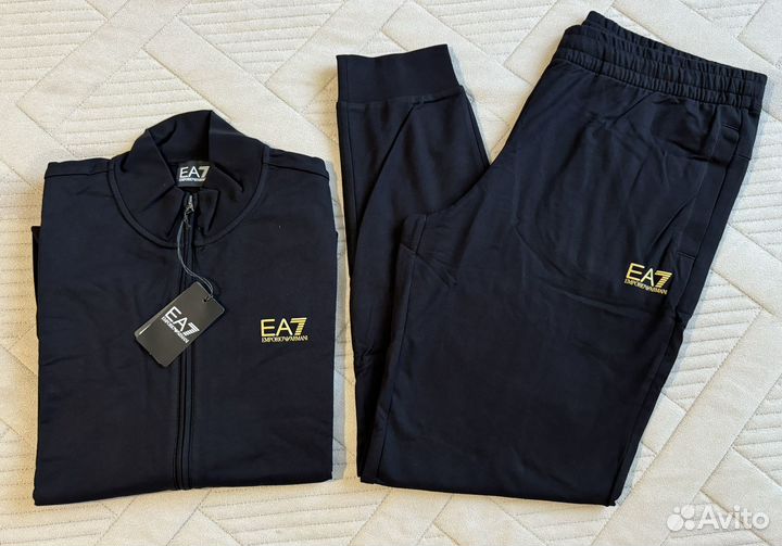 Споривный костюм EA7 M,L,XXL оригинал