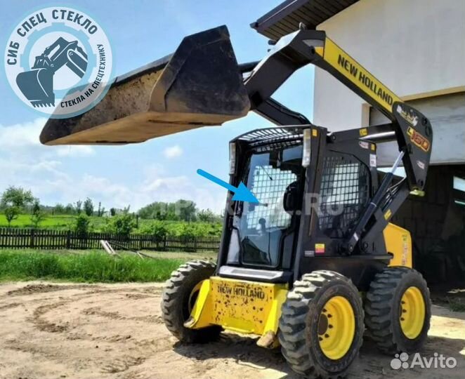 Стекло лобовое на New Holland L160 (87635930)