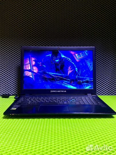 Игровой ноутбук i5/8/GTX 950