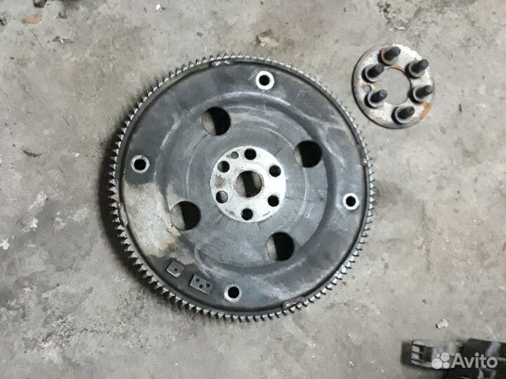 Маховик кия спектра,шума сепия АКПП