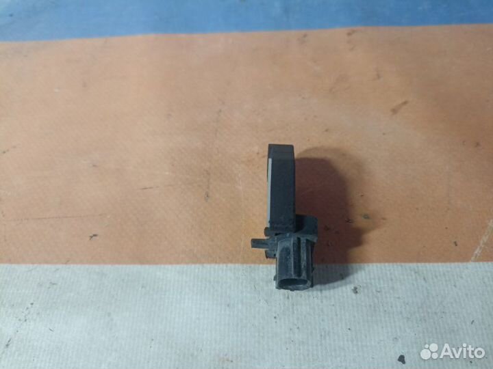 Датчик Airbag передний Kia Ceed 1 ED 1.6 G4FC 2007