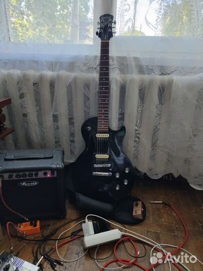 Электрогитара epiphone les Paul studio lt