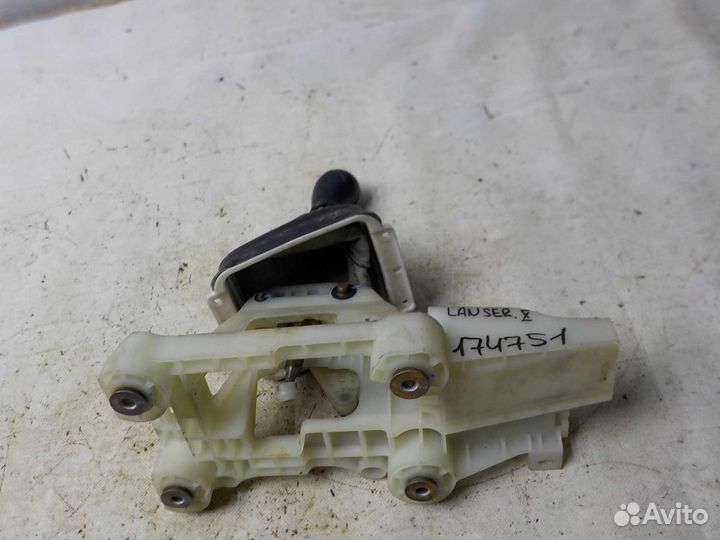 Рычаг переключения кпп mitsubishi lancer 10