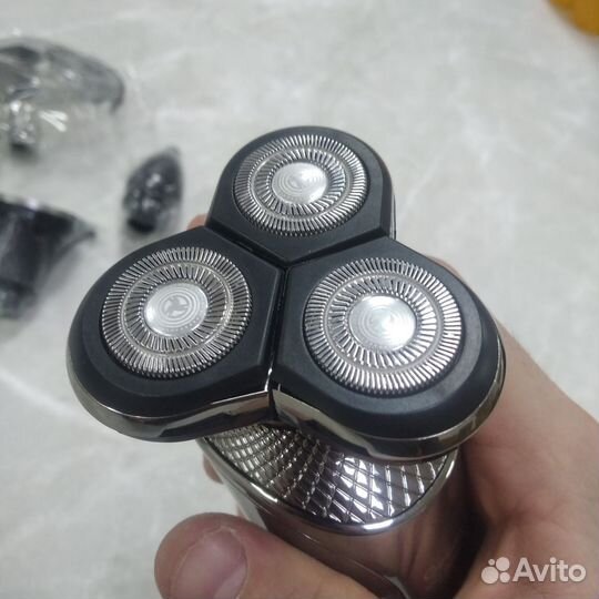 Электробритва мужская / триммер (Новая)