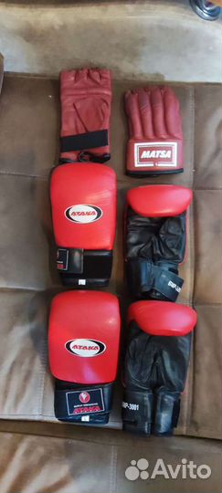Боксерские перчатки Атака