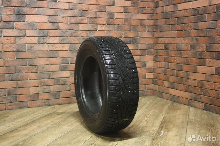 Nokian Tyres Hakkapeliitta 7 215/65 R16