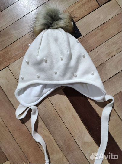 Шапка для девочки новая