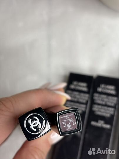 Стойкая жидкая подводка для глаз chanel 516