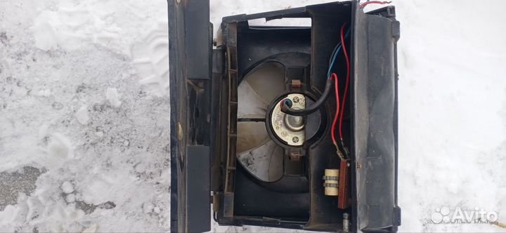 Корпус печки с моторчиком. Ваз2105