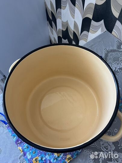 Кастрюля эмалированная 8л