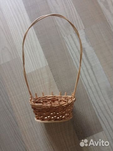 Корзинка плетеная новая