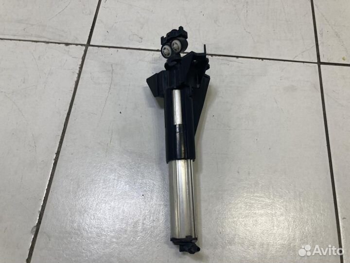 Форсунка омывателя фары Citroen DS5 K