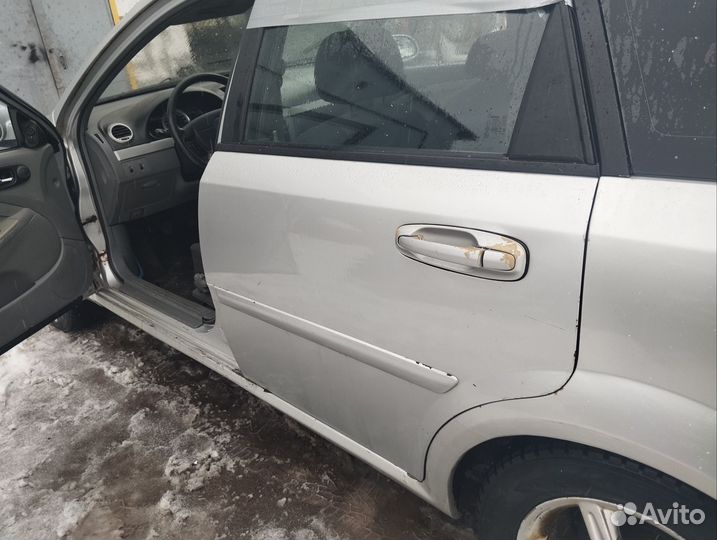 Дверь задняя левая Chevrolet Lacetti универсал